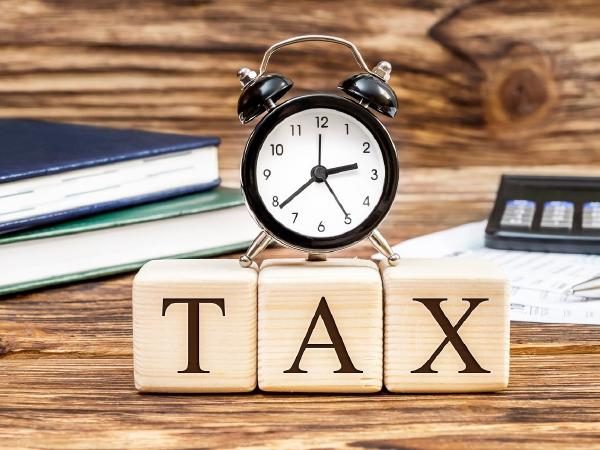 When is Form 16 issued to employees by employers for ITR filing?